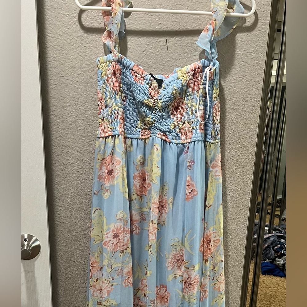 Light blue floral Maxi dress. Size Medium, worn once for portraits.